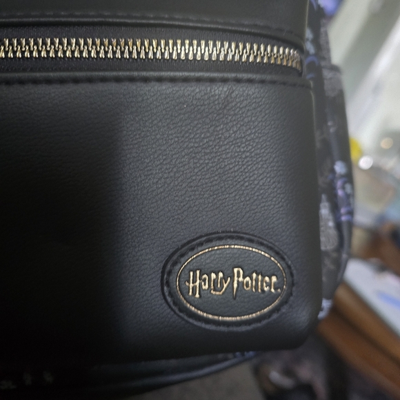 Harry Potter | Floral Hogwarts Icons Mini Backpack - Picture 9 of 9